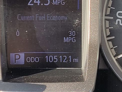 Used 2018 Toyota Tacoma SR5 image 31