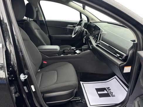 Certified 2023 Kia Sportage LX AWD/4WD image 11