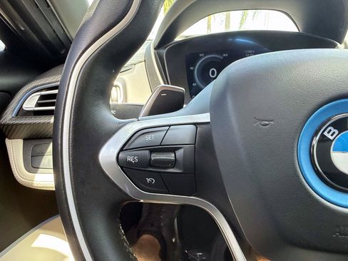 Used 2019 BMW i8 Roadster AWD/4WD image 26