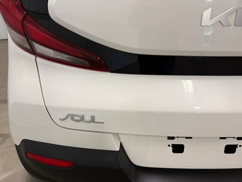 Used 2022 Kia Soul LX w/ Technology Package FWD image 19
