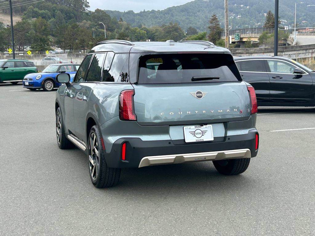 Used 2025 MINI Cooper Countryman S w/ Comfort Package Max AWD/4WD image 3