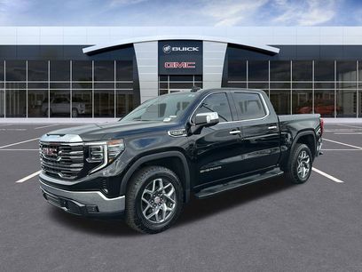 Used 2022 GMC Sierra 1500 SLT w/ SLT Convenience Package