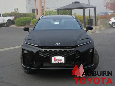 New 2025 Toyota Crown Signia image 19