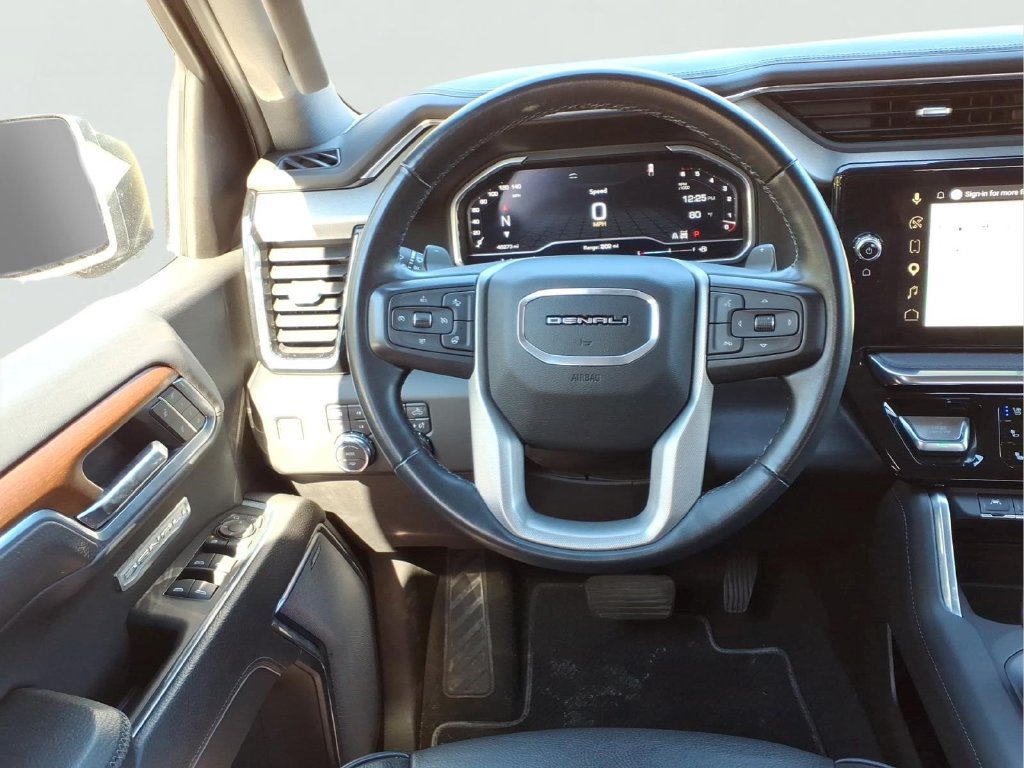 Used 2023 GMC Sierra 1500 Denali w/ Technology Package AWD/4WD image 23