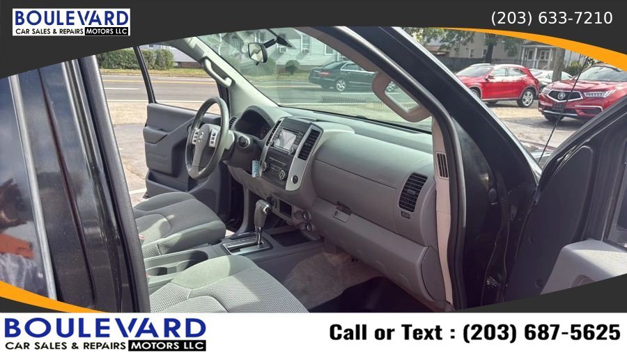 Used 2016 Nissan Frontier SV AWD/4WD image 35