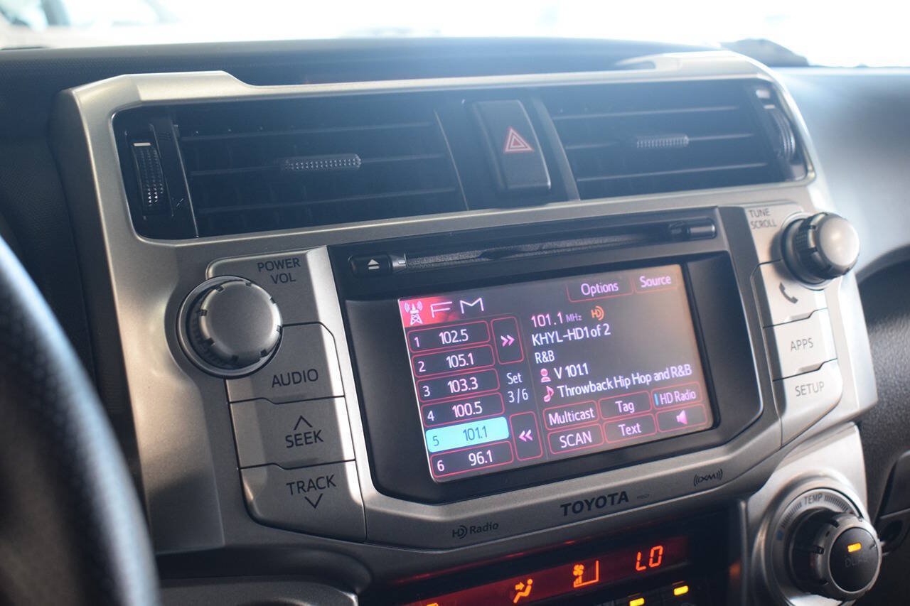 Used 2012 Toyota 4Runner Limited AWD/4WD image 31