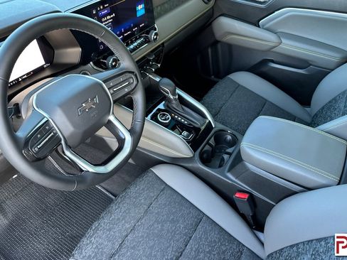 Certified 2024 Chevrolet Colorado ZR2 w/ Technology Package image 10