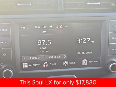 Used 2025 Kia Soul LX w/ LX Technology Package FWD image 26