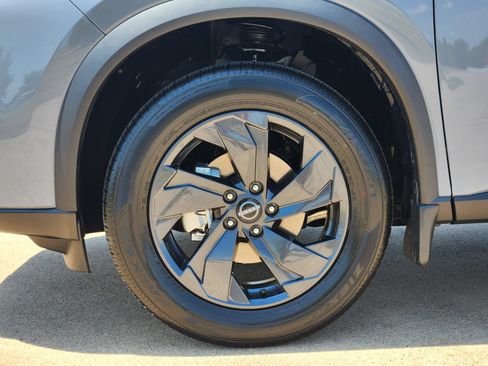 New 2026 Nissan Rogue SV w/ Cold Weather Package FWD image 11