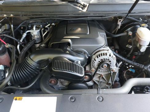 Used 2012 Cadillac Escalade ESV Premium AWD/4WD image 27
