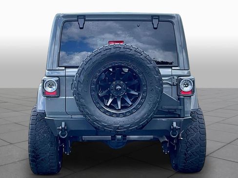 Used 2023 Jeep Wrangler Unlimited Sahara image 4