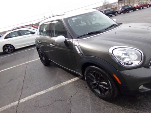 Used 2014 MINI Cooper Countryman S w/ Premium Package FWD image 40