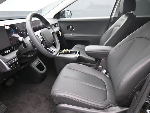 New 2025 Hyundai Ioniq 5 SEL image 10