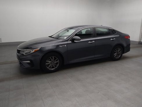 Used 2020 Kia Optima LX FWD image 2