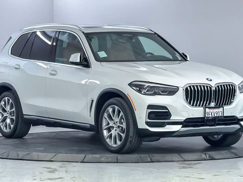 Used 2023 BMW X5 xDrive40i AWD/4WD image 9