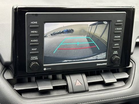 Used 2022 Toyota RAV4 LE image 20