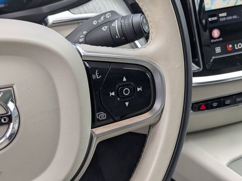 Used 2025 Volvo V60 B5 Cross Country Plus image 19