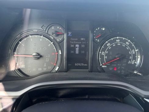 Used 2023 Toyota 4Runner SR5 Premium AWD/4WD image 27