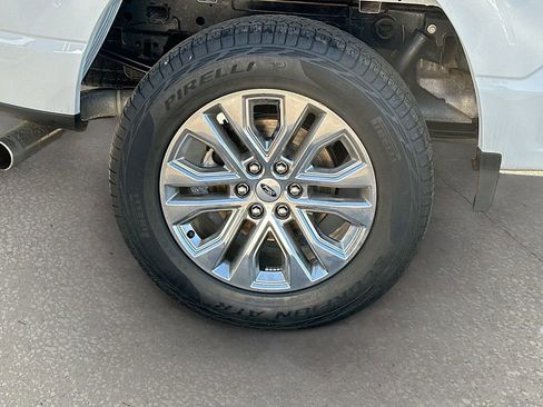 Used 2024 Ford F150 Lariat w/ FX4 Off-Road Package AWD/4WD image 31