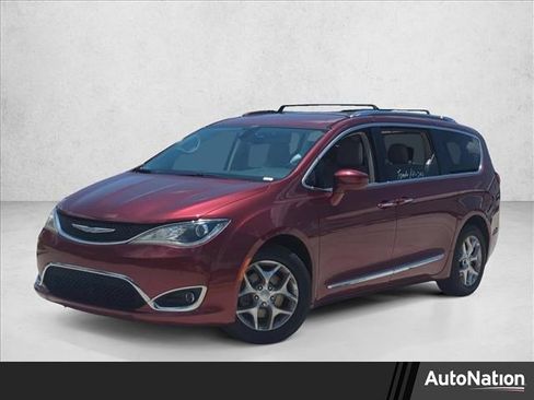 Used 2017 Chrysler Pacifica Touring-L Plus w/ Tire & Wheel Group image 1