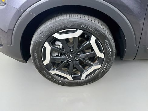 Used 2025 Kia Telluride S FWD image 8