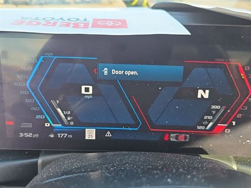 Used 2023 BMW M2 w/ Lighting Package image 2