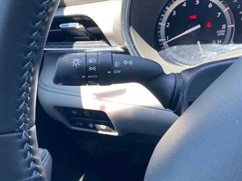 Used 2021 Toyota Highlander Platinum FWD image 16