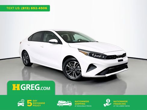 Used 2023 Kia Forte LXS w/ LXS Technology Package FWD image 1