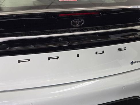 Used 2026 Toyota Prius XSE image 14