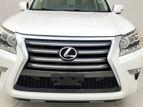 Used 2017 Lexus GX 460 Premium w/ Premium Package AWD/4WD image 24