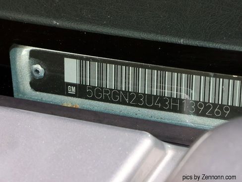 Used 2003 HUMMER H2 w/ Preferred Equipment Group image 33