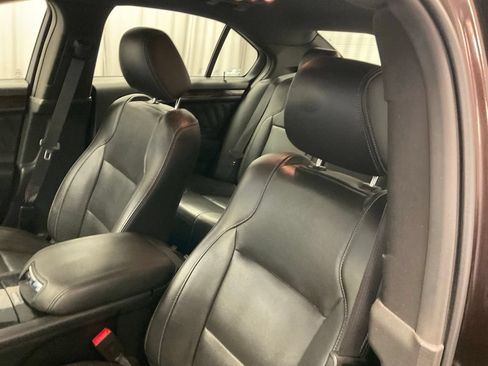 Used 2013 Ford Taurus Limited AWD/4WD image 9