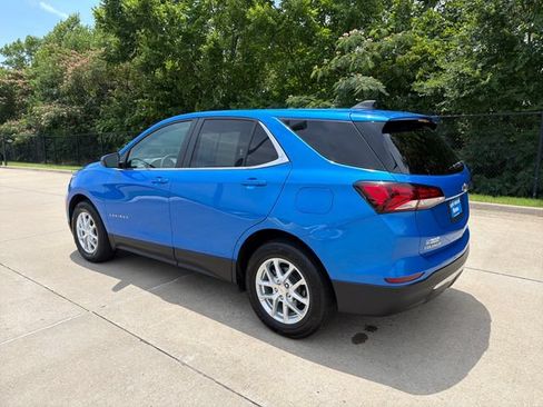 Used 2024 Chevrolet Equinox LT AWD/4WD image 3