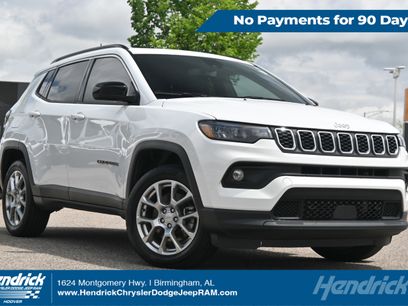 Used 2024 Jeep Compass Latitude w/ Sun and Sound Group