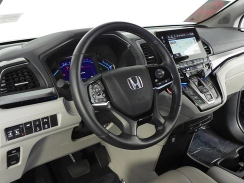 Used 2019 Honda Odyssey Elite image 32