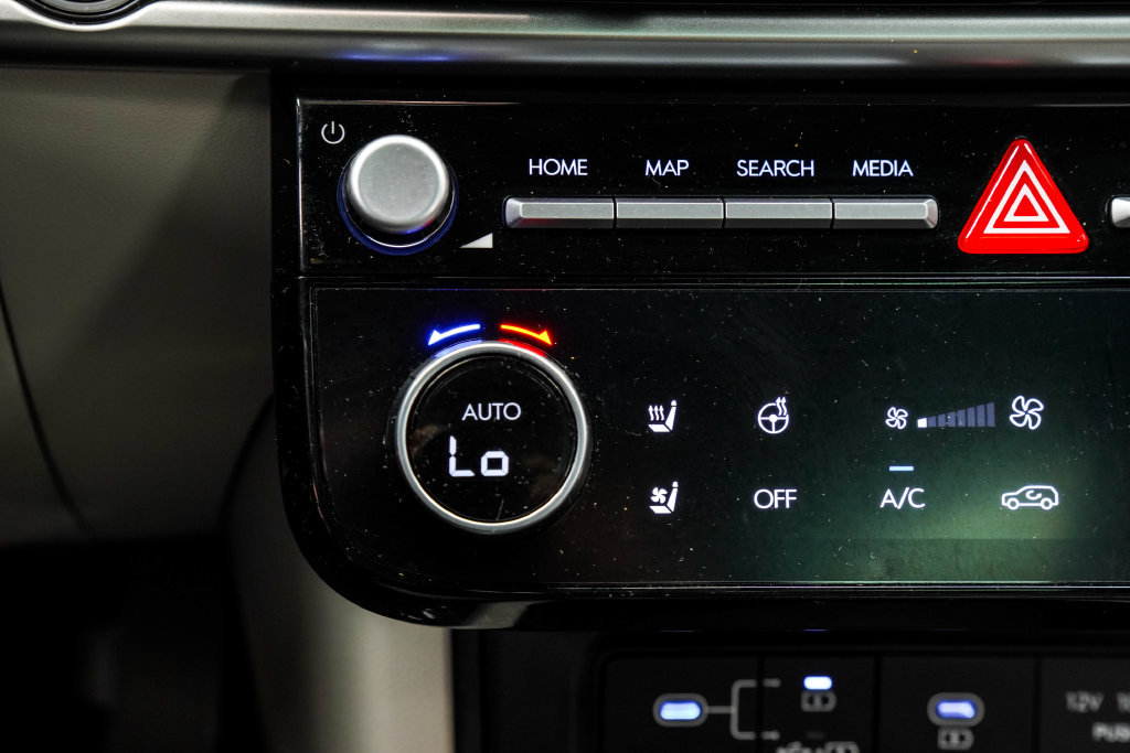 Used 2025 Hyundai Tucson Limited FWD image 30