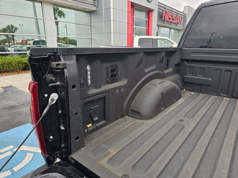 Used 2025 Ford F150 Lariat w/ Equipment Group 502A High AWD/4WD image 10