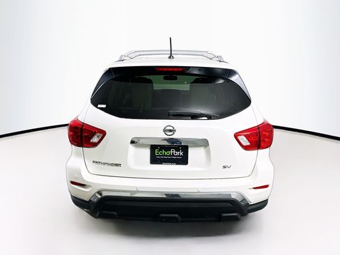Used 2017 Nissan Pathfinder SV FWD image 7