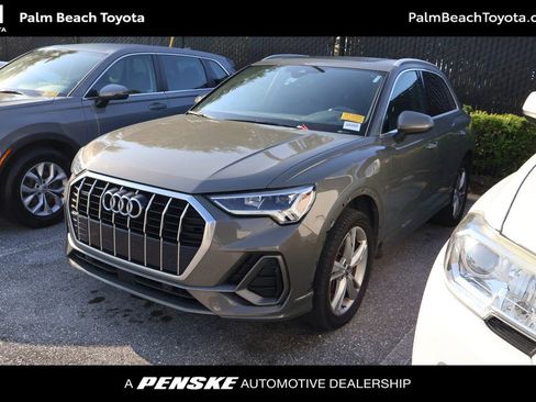 Used 2020 Audi Q3 2.0T Premium Plus w/ Premium Plus Package image 1