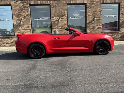 Used 2020 Chevrolet Camaro LT image 10