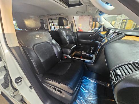 Used 2014 INFINITI QX80 4WD w/ Theater Package image 11