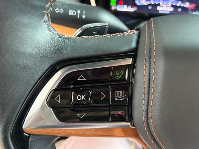 Used 2023 Jeep Grand Cherokee Summit AWD/4WD image 22