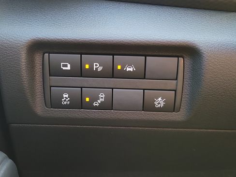Certified 2024 Nissan Kicks S FWD image 29