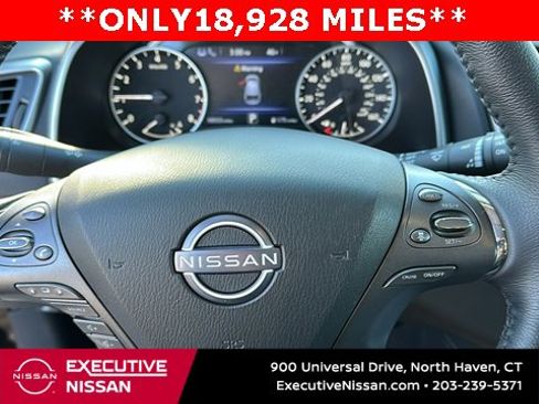 Certified 2024 Nissan Murano SV w/ SV Midnight Edition Package image 11