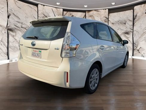 Used 2012 Toyota Prius V Three FWD image 6