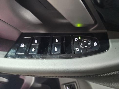 New 2026 BMW 530i xDrive 530i xDrive w/ Premium Package image 28