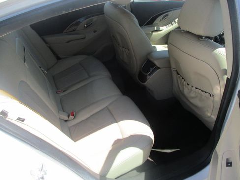 Used 2015 Buick LaCrosse Leather image 8