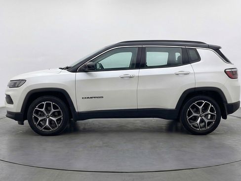 Used 2025 Jeep Compass Limited AWD/4WD image 5