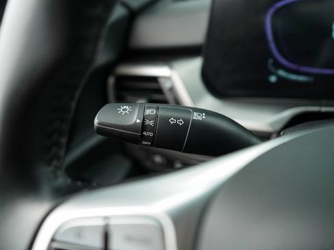 Used 2025 Kia Telluride S FWD image 37