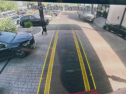 Used 2024 Mercedes-Benz Sprinter 2500 image 19